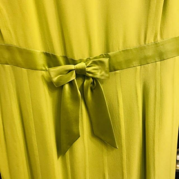 Dress - Picture 3 of 5